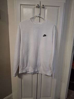 Nike White Crewneck Sweatshirt with Black Logo